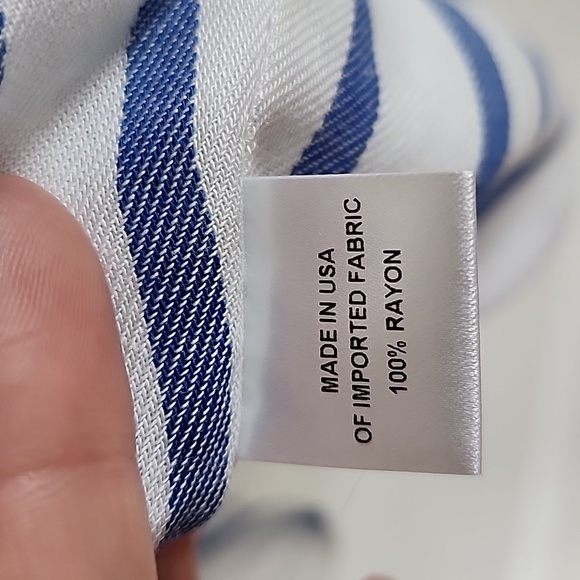 DREW Top with Bowtie Back NWT - Size MEDIUM - Picture 9 of 11